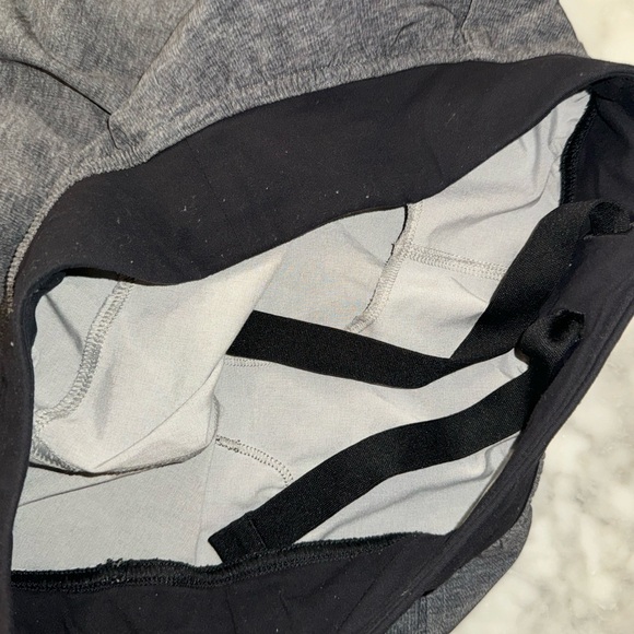 Lululemon Men’s Small T.H.E. Linerless Shorts 11’ Inseam - Picture 6 of 7